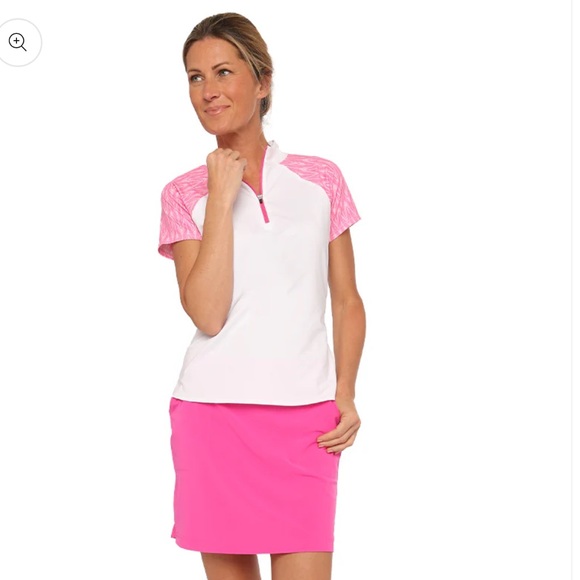 NWT Belyn Key Raglan Short Sleeve Chalk White Pink Feather Print Top Small Golf - Picture 3 of 7